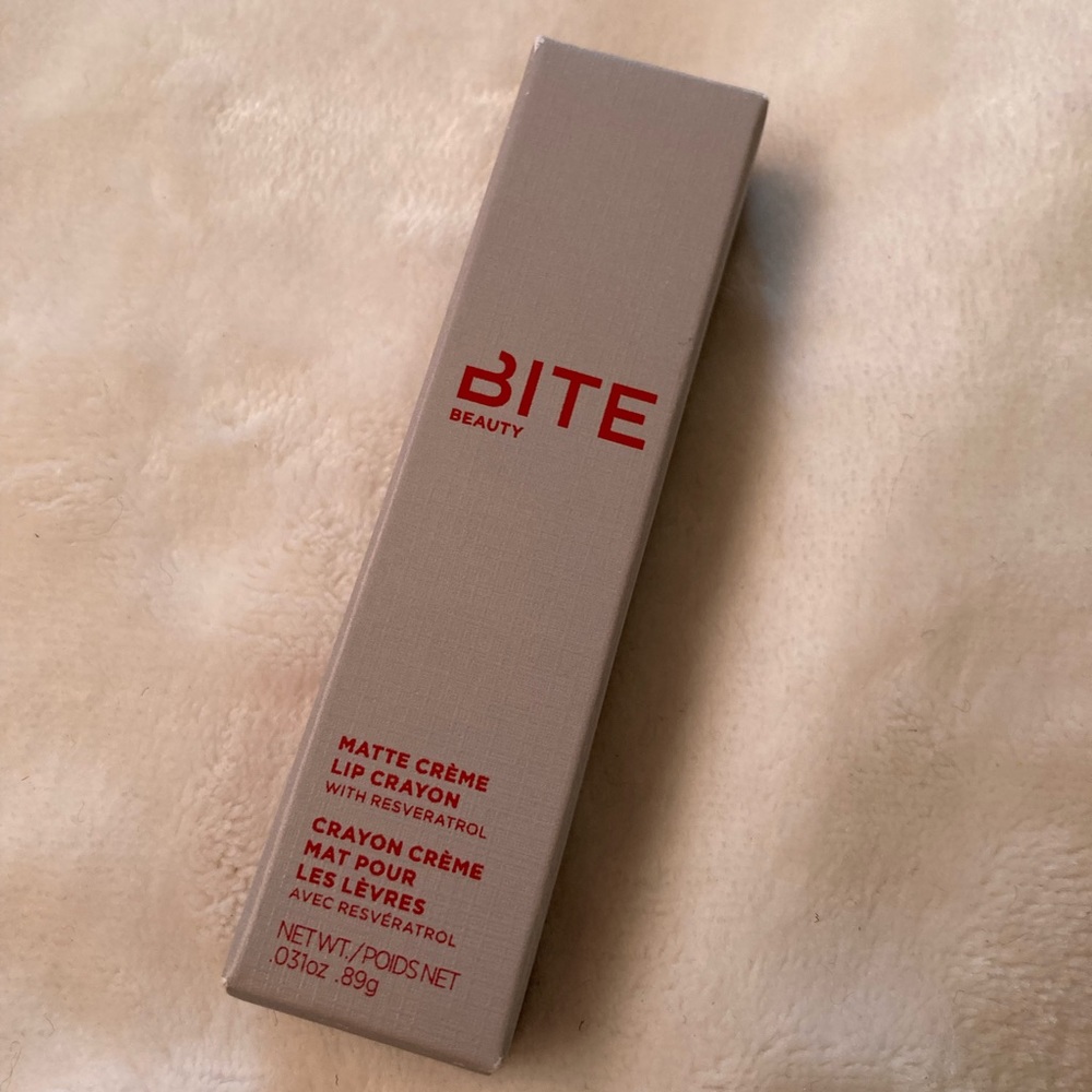 Bite Beauty mini lip crayon in Leche- NIB